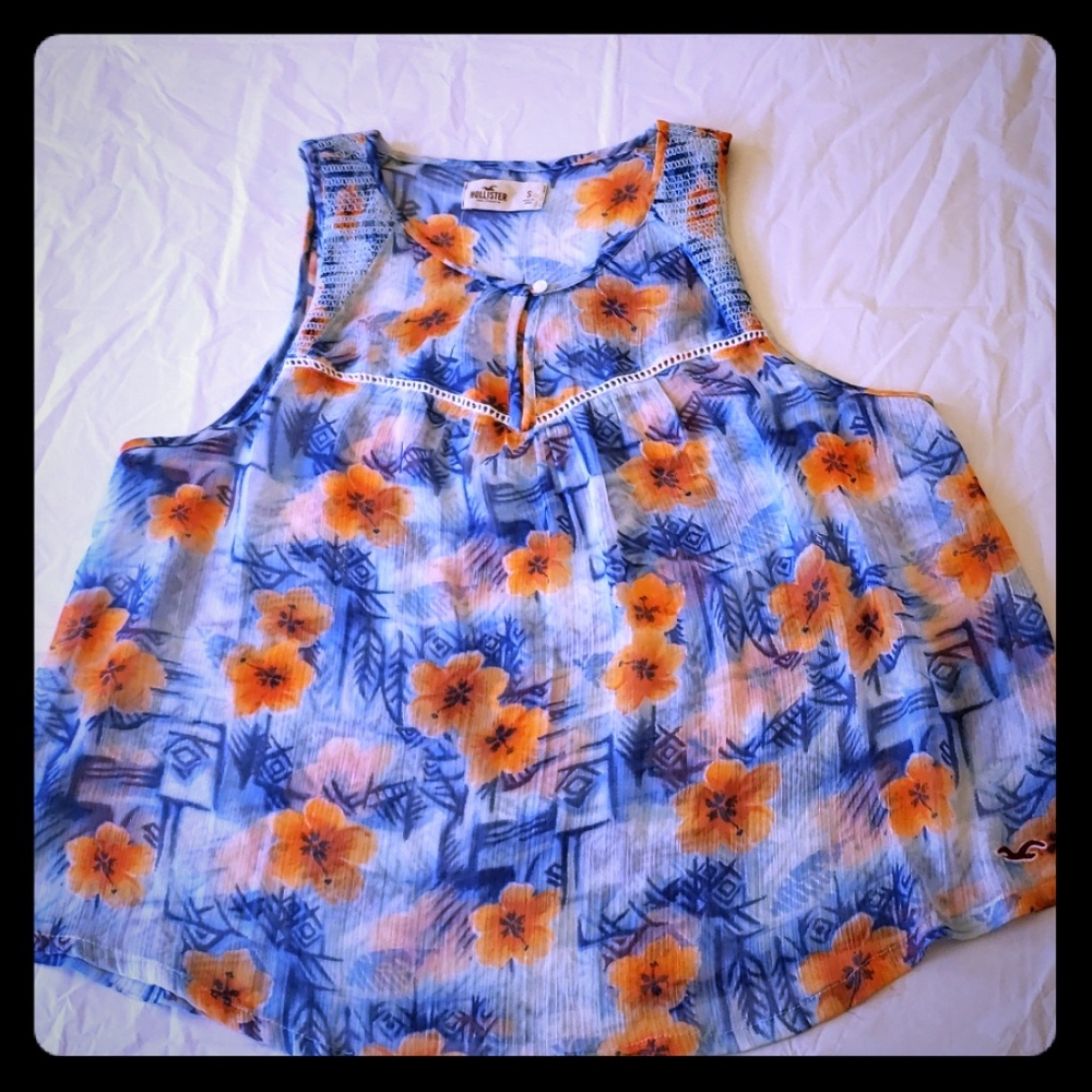 Hollister top small